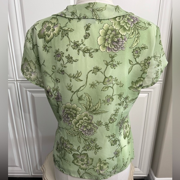 Laura Scott Women’s Petites Sz 12 Soft Green Cap Sleeve Button Up Blouse Ruffles - Picture 8 of 10